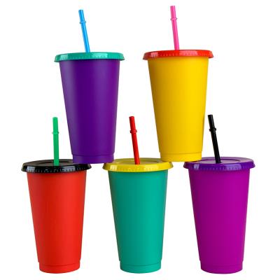 China Christmas Empty Reusable Cup 24oz Party Style Holiday Drinks Colorful Cold Cup for sale