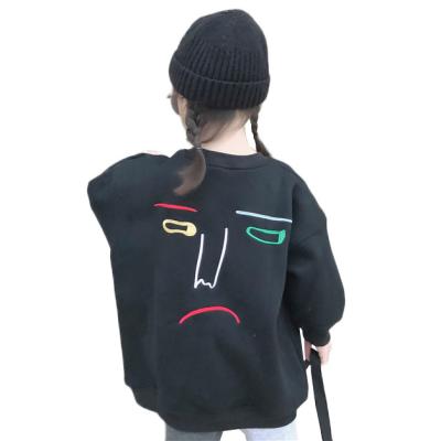 China 2022 new fashion OEM custom logo children's casual anti-shrink baby clothing 2022 new fashion black round neck embroidery hoodie girl for sale