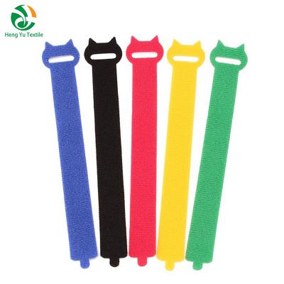 China Containment Wires Factory Customized Easy Cat Shape For Binding Colorful Nylon Cable Tie Strap for sale