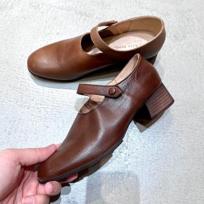 China Cushioning genuine leather women rounded toe work shoes leather nurse shoes uniform matching formal shoes medium heel for sale