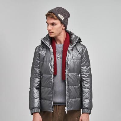 China Anti-wrinkle shiny oversized quilted puff padded bubble men's feather down jacket winter for sale