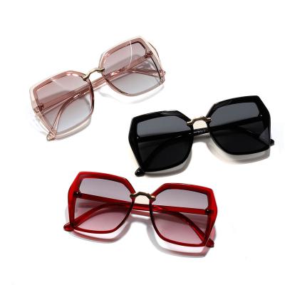 China Fashion Sunglasses 2022 Latest Fashion Ladies Custom Sunglasses Brand Designer Oversized Sunglasses for sale