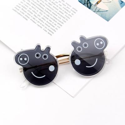 China Fashion sunglasses 2022 wholesale children's sunglasses fashion cartoon pig sunglasses custom cute sunglasses for sale