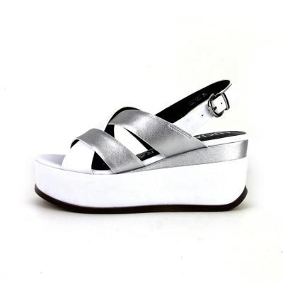 China New Fashion Trend Ladies Leather Silver Sandals Flat Casual Platform Women Wedge Sandals for sale