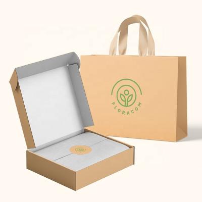 China Custom Recyclable Kraft Paperboard Shipping Bag Printing Gift Packaging Paper Box And Bag With Customized Logo for sale