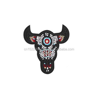 China Wholesale 3D Bull Head Iron On Beaded Applique Designs for sale