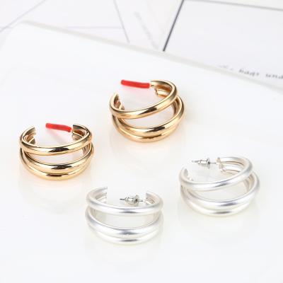 China Custom High Quality Temperament Silver Gold Plated Circle Chunky Hoop Earrings For Women Earrings for sale