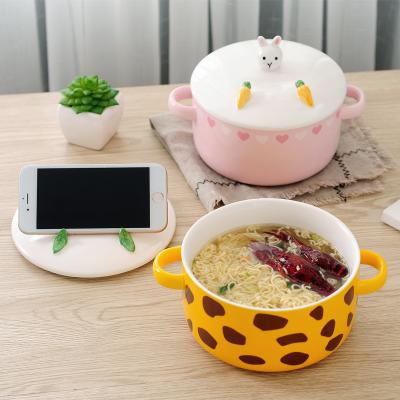 China Viable Japanese Cartoon Kids Instant Noodle Bowl With Cover Mobile Phone Animal Holder Ceramic Serving Bowl With Lids for sale