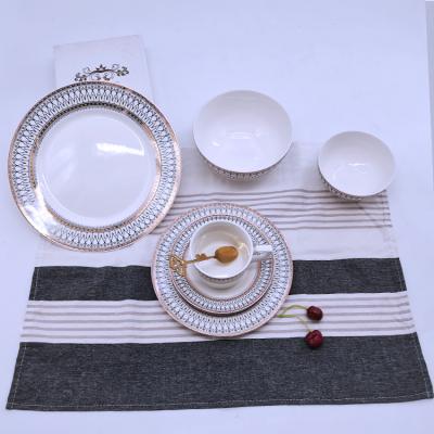 China Sustainable Luxury Gold Ceramic Dish For Storage Wedding Party Tray Dinner Set Dinnerware Bone China for sale