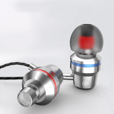 China 2019 Best Selling In-Ear Free Sample Earphone Earphone, Metal Wired Earphone, Sport In Ear Earphone for sale