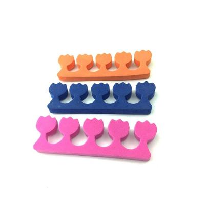 China 2022 Hot Seller Flexible Various Colors 4 Holes Flower Shape EVA Foot Shape Toe Separators for sale