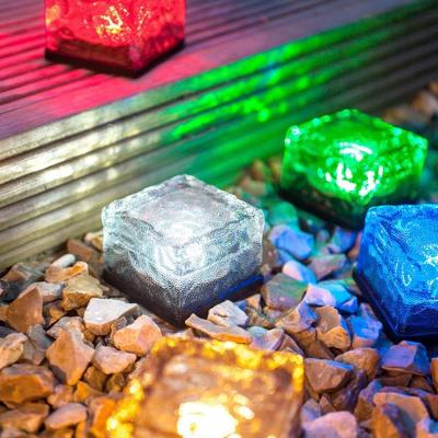 China Outdoor Pathway Light Solar Icicle Garden Festival IP67 Landscape Lighting Pool Light for sale