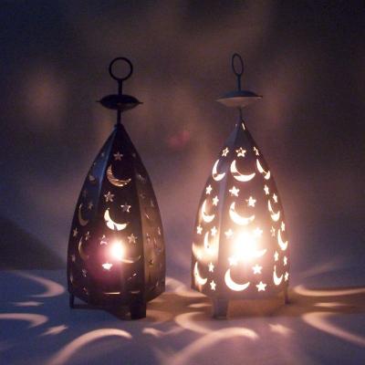 China Home Decoration Muslin Style Metal Home Decor Candle Lantern for sale