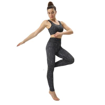 China High Quality Breathable Gaiters Sports Bra Set Seamless Women Fitness Activewear High Waisted Yoga Set for sale