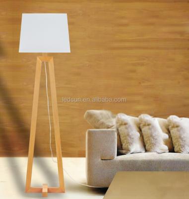 China Colored Shade Long Leg Wooden Standing Floor Lamp With Square Shade for sale