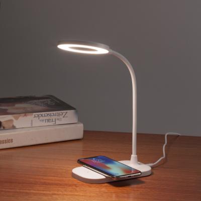 China Modern Flexible Smart Phone Table Dimmer Lamp Wireless LED Touch Fill Desk Lamp for sale