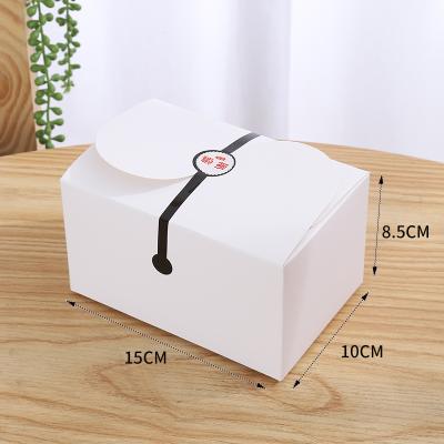 China Recycled Materials Clamp Packaging Box With Window Disposable Food Grade Greasy Resistant Catering Lunch Box for sale