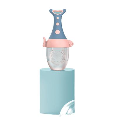 China New Design BPA Free Baby Feeding Products Fish Shape Baby Fresh Fruit Food Feeder Teats for sale