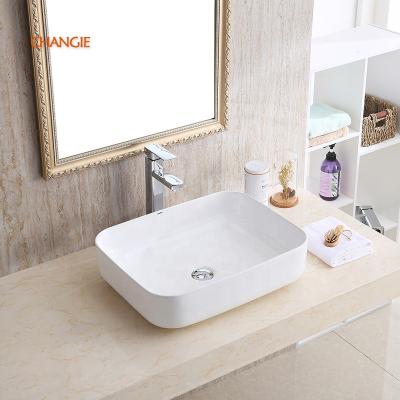 China Art Ceramic Basin Bathroom Vanity Clean Shape Bowl For Royal Hotel Decoration for sale