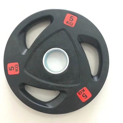 China Universal 3 Holes Black Rubber Coated Weightlifting Plate for sale