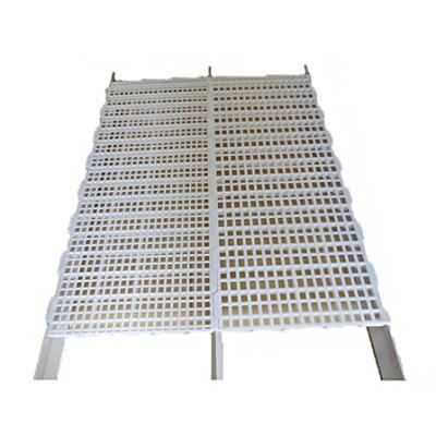 China Easily Clean Flooring System Poultry Farm Broiler Raw Material PP Plastic Slat Flooring For Chicken Broiler Breeder for sale