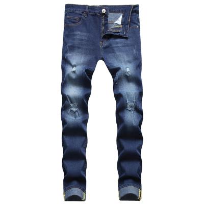 China Factory direct sales large size QUICK DRY jeans men's casual straight cylinder broken male jeans for sale