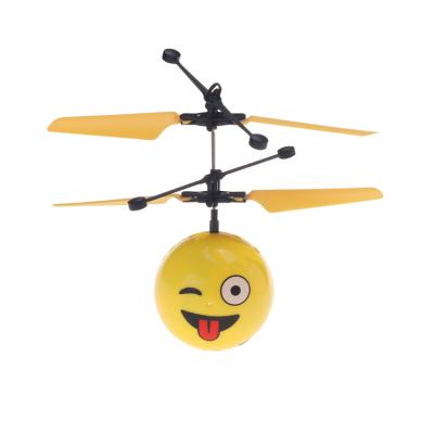 China Eco-friendly Induction Material Hot Sale Kids Flying Toy Ball Infrared Colored Induction Planes Induction Aircraft for sale