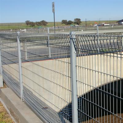 China Easily Assembled BRC Mesh Fence Welded Cylinder/Wire Desk Galvanized Barrier for sale