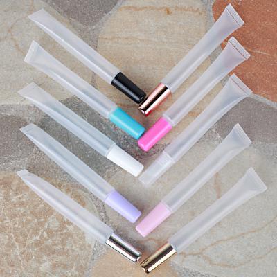 China Custom Logo Lip Gloss Tube 15ml Squeeze Lid Tube 15ml Lip Gloss Cosmetic Empty Plastic Black Transparent White Tubes Lip Gloss Labels for sale