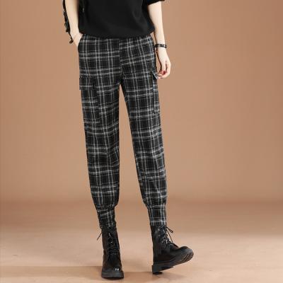 China 2022 High Quality Women's Anti-pilling Black Color Ankle Pants And Trousers Plaid Pants Banded Trousers With Buttons for sale