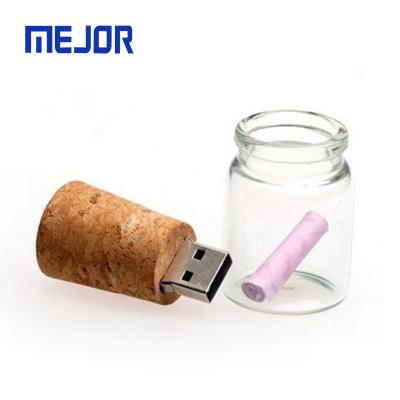 China Logo Free Laser Engraving Good Wish Glass Bottles 8g Wooden Cork Flash Disc 2.0 Crystal 16g Fashion Drift Bottle USB Bottle for sale