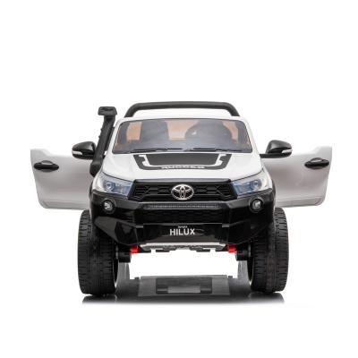 China Ride On Toy New Arrival Toyota Hilux Licensed 24V Kids Electric Car Toy Car Ride On Car for sale