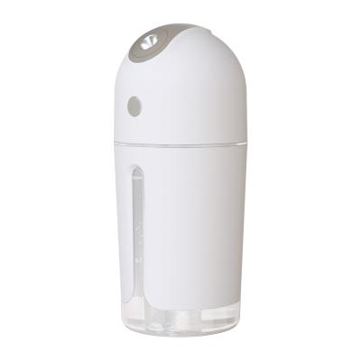 China Portable Car Electric Rechargeable Wireless Mini Vaporizer Portable Car Air Humidifier for sale