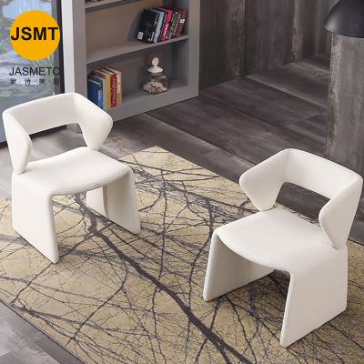 China Cheap and practical modern fashion restaurant chair cafe chair pp plastic outdoor dining furniture for sale