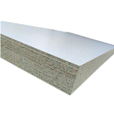 China Green 4x8 Moisture Proof Core Treatment Melamine Particle Board for sale