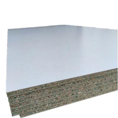 China 18mm Moisture Proof Green Core Processing Melamine Particle Board for sale