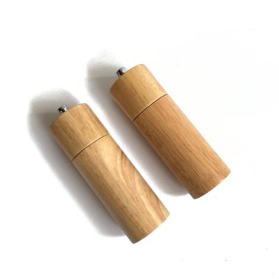 China Sustainable Wooden Manual 6inch Ceramic Salt Grinder and Pepper Mills for sale