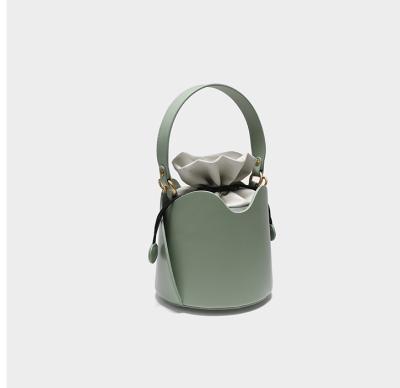 China High Quality Green Color Top Fashion Brand Women's Bag Drawstring Bucket Bag Women Handbag for sale