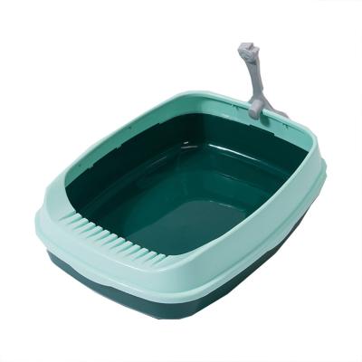 China Hot Sale Viable Small Cat Litter Box Partially Enclosed Splash Proof Scoop Cat Toilet Send Cat Litter for sale