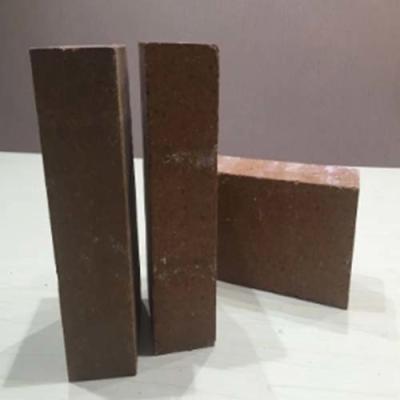 China Premium Dead Burned Magnesia Bricks 97-99% Pure Fused Magnesia With Superior Fire Resistance for sale