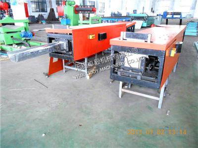 China Metal Gutter Roll Forming Machine 110 volt Or 220 volt, 0.3 - 0.7mm Thickness Manual Model Cutting for sale