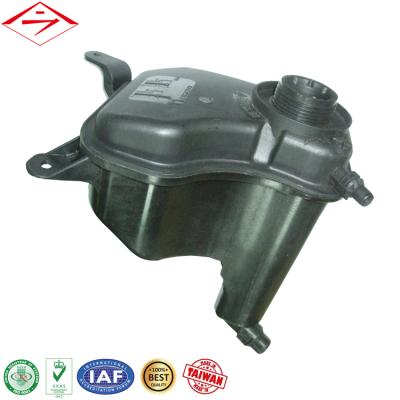 China Touring Car Auto Parts Manufacturer Coolant Expansion Tank For BMW F25 X3 SERIES 11'~17' CL-7010E for sale