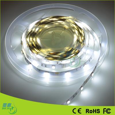 China Indoor Outdoor SMD2835 Dimmable LED Strip Lights With 2 Years Warranty for sale