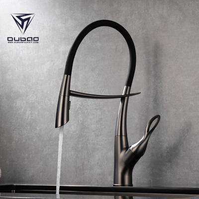 China Flexible Modern Luxury New Design Single Hole Silicone Pull Out Spray Kitchen Faucet for sale