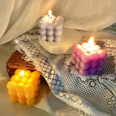 China 2021 Modern Wholesale Modern Hot-selling Bubble Aroma Luxury Perfume Ready To Ship Gift Set Rubik's Cube Bubble Scented Candles for sale