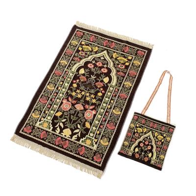 China Stain Resistant Stain Resistant Portable Foldable Muslim Dubai Carpet Sejadah Arabic Prayer Rug for sale