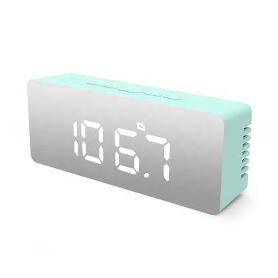 China Popular Korean Style LUMINOVA Factory Wholesale LED Display Digital Radio Clock for sale