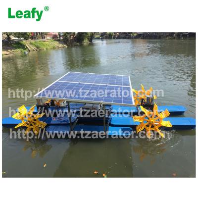 China Fish Shrimp Cultivating Fish Pond Etc. 5 years fish farming working life with 24v power paddle wheel motor estanque peces solar aireador for sale