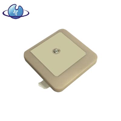 China RFID reader with built-in antenna 35x35x4mm high performance UHF GPS passive ceramic antenna AK328 for sale