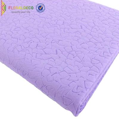 China Embossing Polypropylene Wrapping Cloth Material Breathable Non-Woven Non-Woven Cloth Embossing Fabrics For Flower Wrapping Gift Wrapping for sale